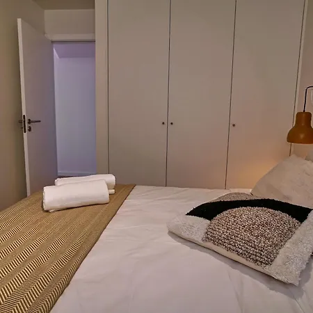 Try Mouraria Lizbona