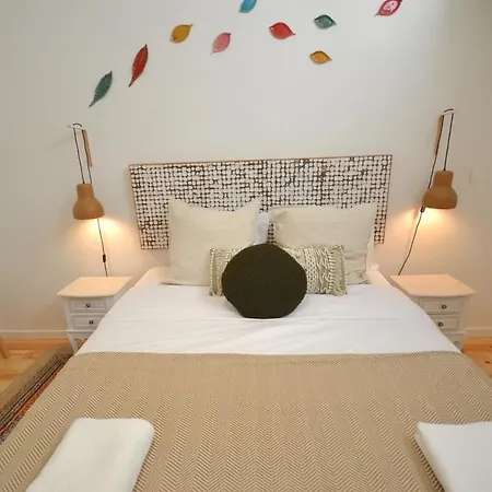 Try Mouraria Apartmán *