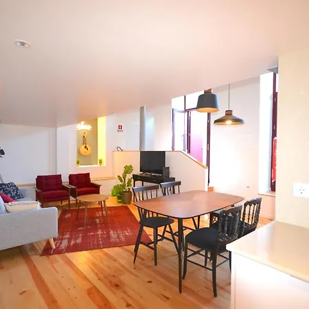 Try Mouraria * Lisbona