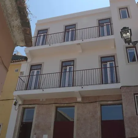 Try Mouraria Лісабон