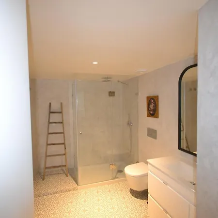 Апартаменти Try Mouraria *